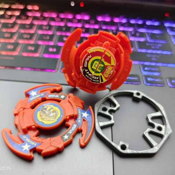 Trygle Plastic Gen Beyblade by Takara Tomy